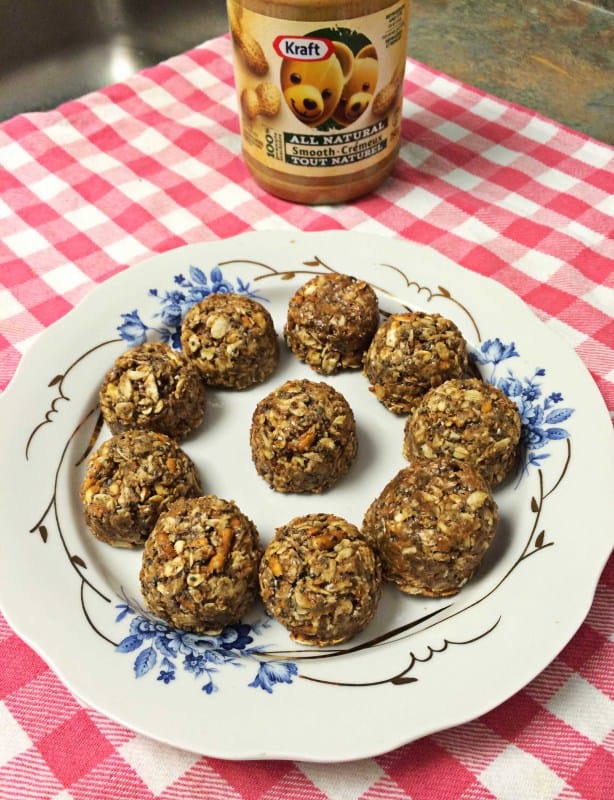 How To Make NoBake Peanut Butter Snack Bites Shedoesthecity Food & Drink