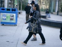 10fashion-week-street-style-15