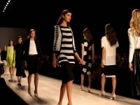 pink-tartan-runway-70