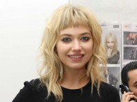 guessportraitstudioattiff_photocredit-charlesleonio-gettyimagesforguess_sept8_imogenpoots