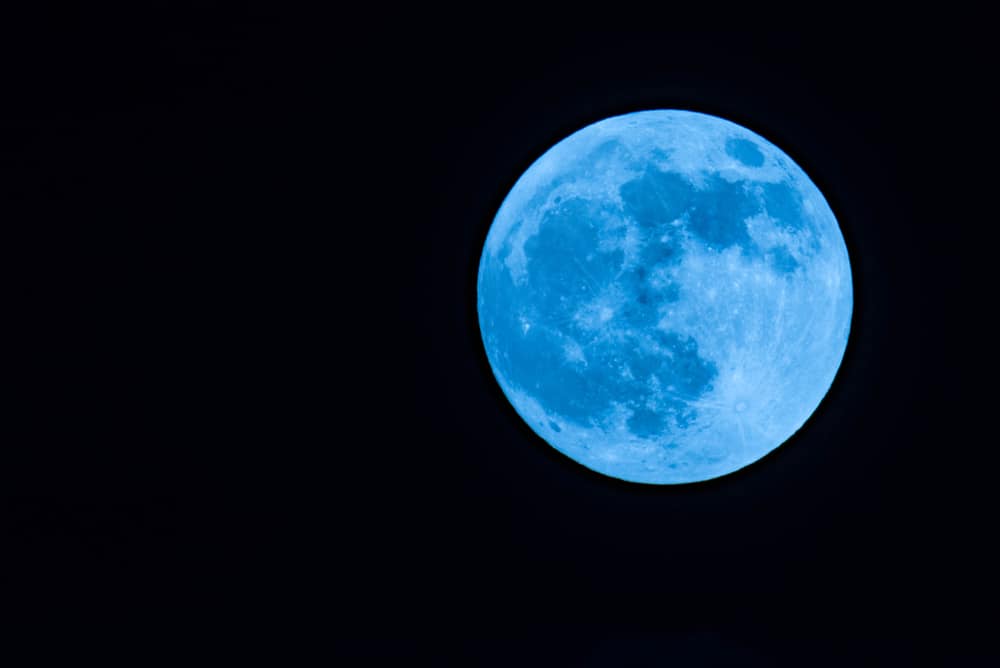 What This Month's Full Blue Moon Means To Me | Shedoesthecity